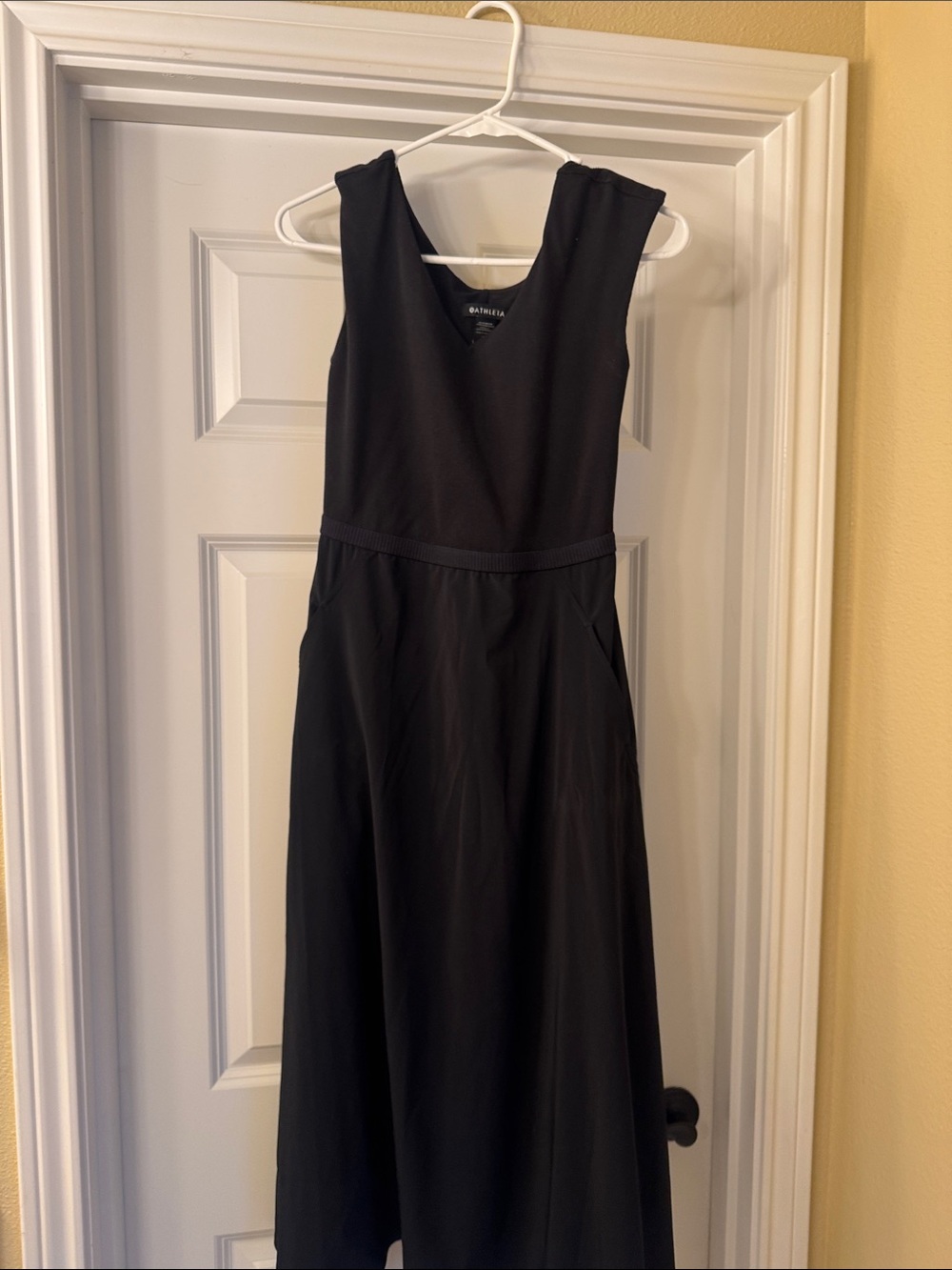 Athleta Black Sleeveless Midi Dress with V-Neck